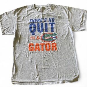 There’s No Quit In A Gator Graphic College Football T Shirt Mens Size L‎
